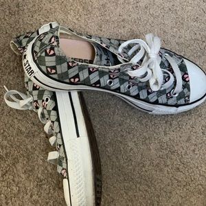 Women’s Converse with Heart Detail